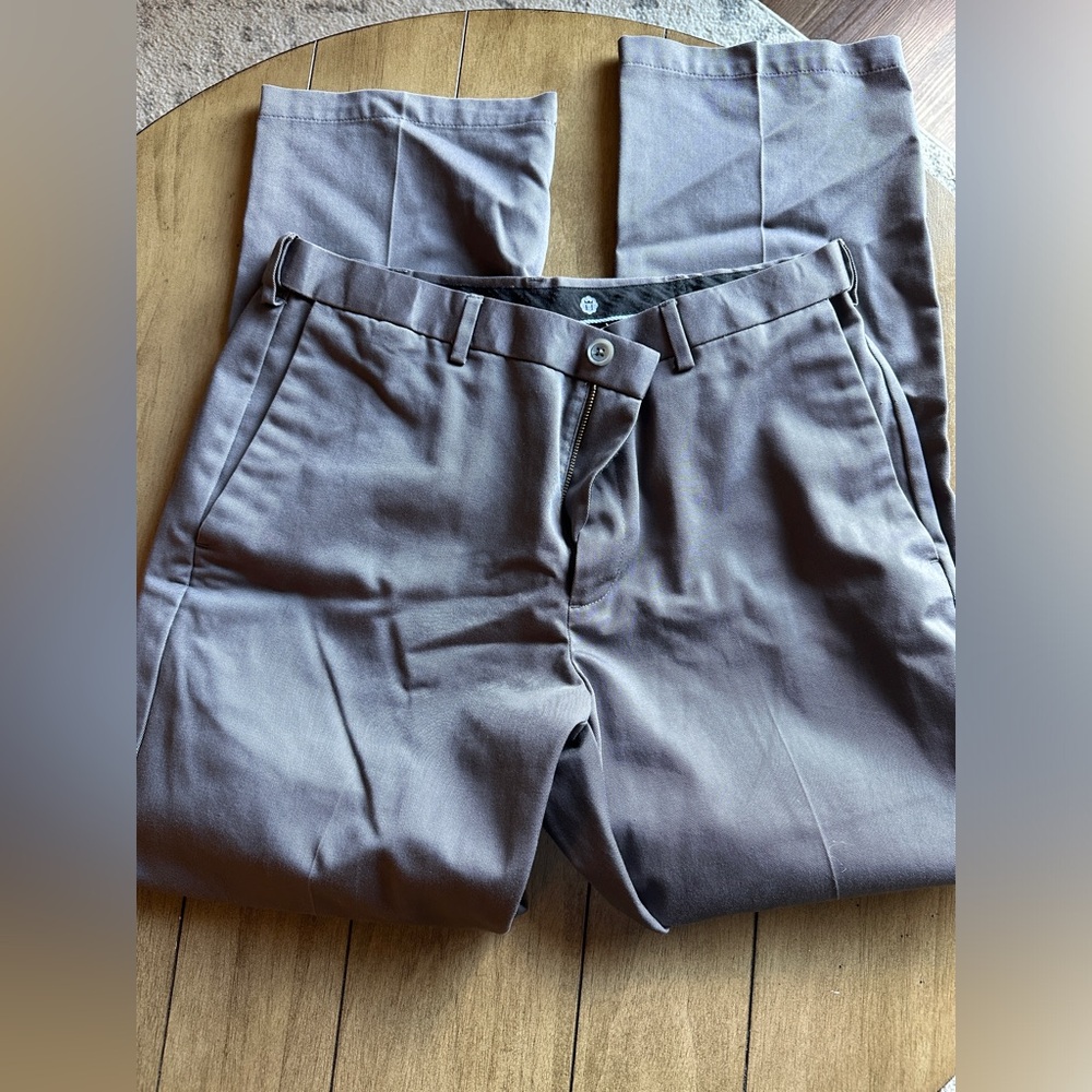 Haggar Men’s pants Straight fit work to weekend 34x32